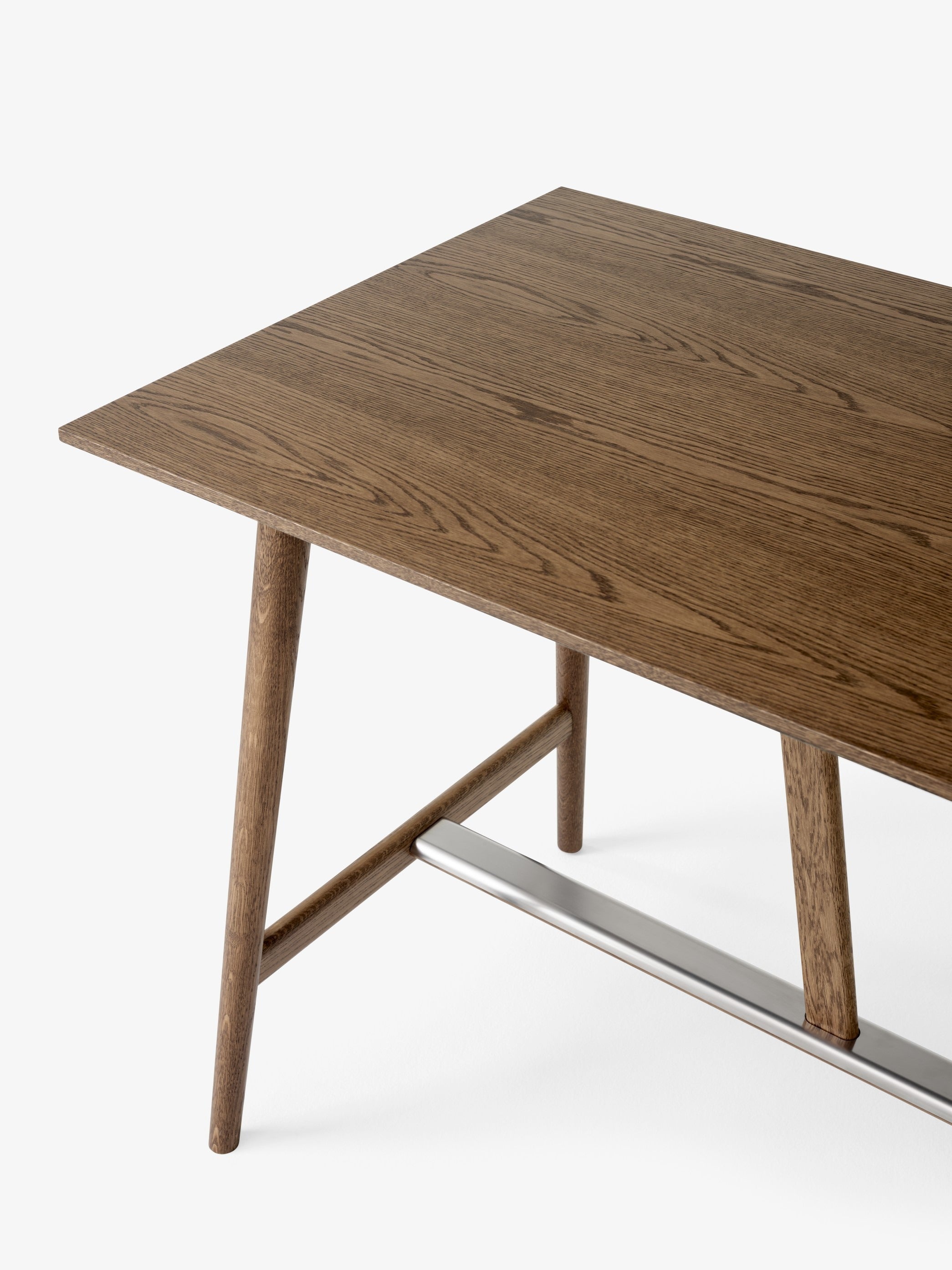In Between Counter Table SK26 — 146622A361A085_In Between Counter Table SK26_Smoked Lacquered Oak_Footrest_Detail