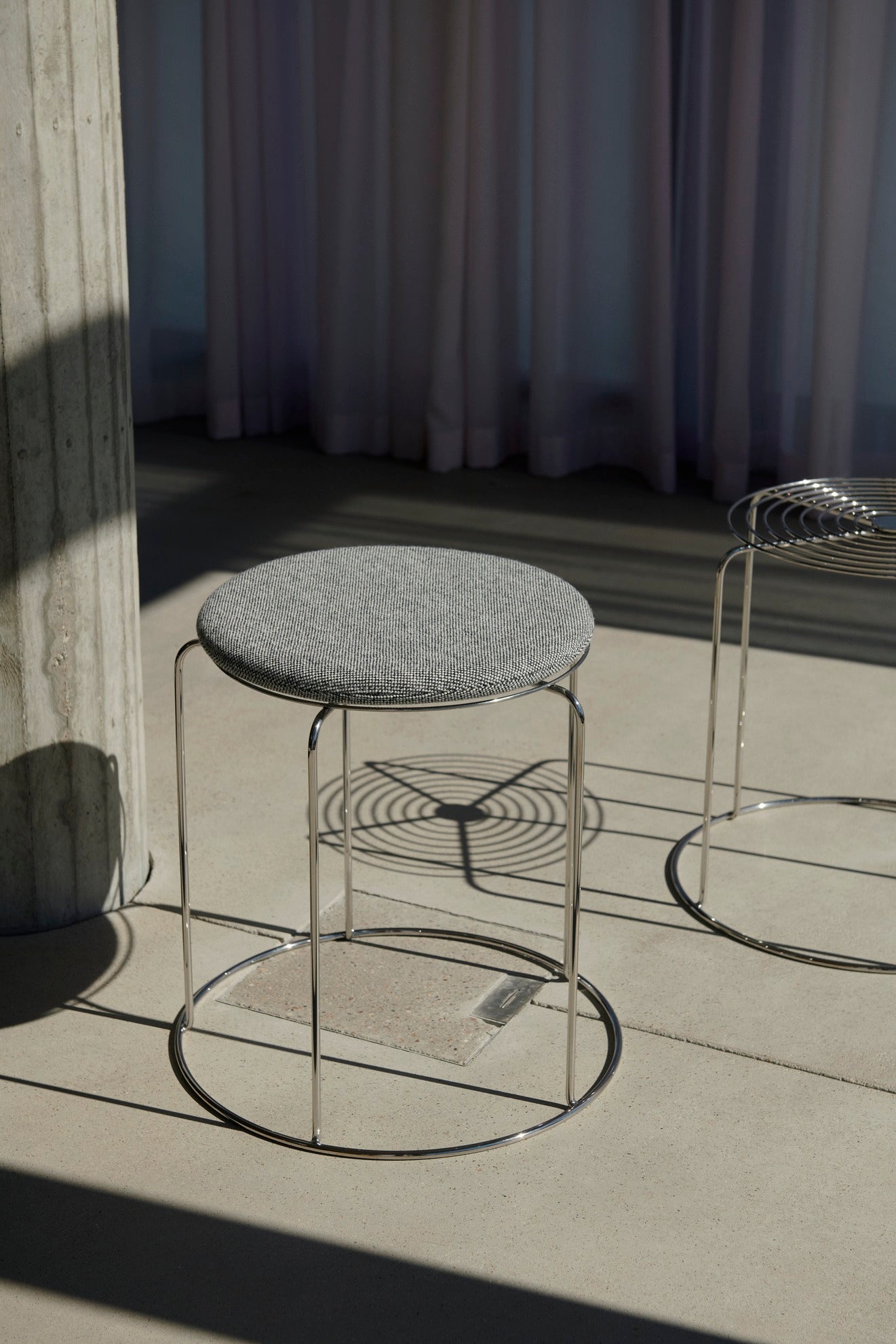 Wire Stool VP11