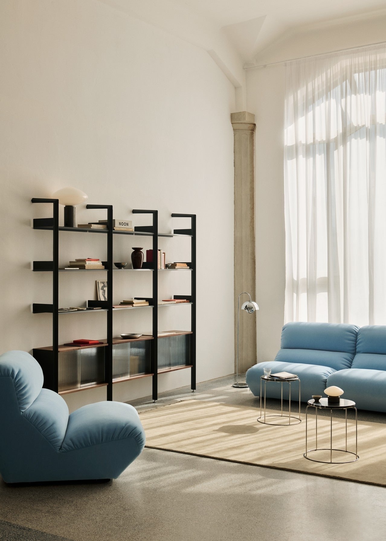 Hi Lo Single Module AV54 — ATD_Retail_2025_Hi Lo AV54_The Moor AP18_Table Top Wire Stool VP11_Wire Stool VP11_Mist AP21_Collect SC78_Flowerpot VP12_Mist AP17_Momento JH47_Rombe Configuration K