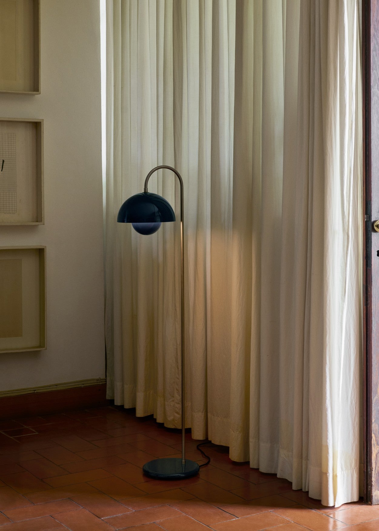 Lámpara Flowerpot VP12