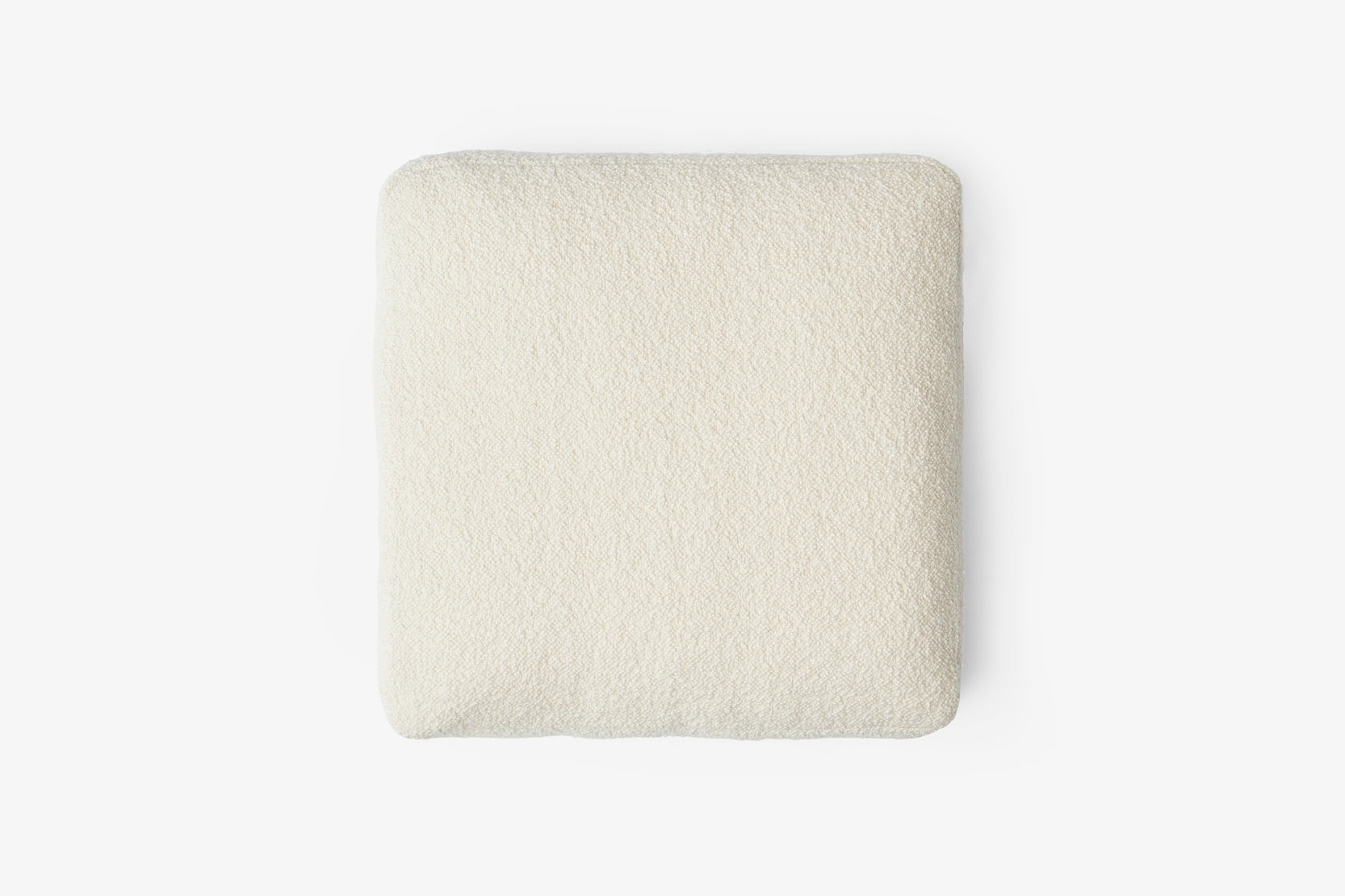 Sofá modular &Tradition Pillow Develius EV6 diseñado por Edward van Vliet con tapicería premium y cojines de plumas
