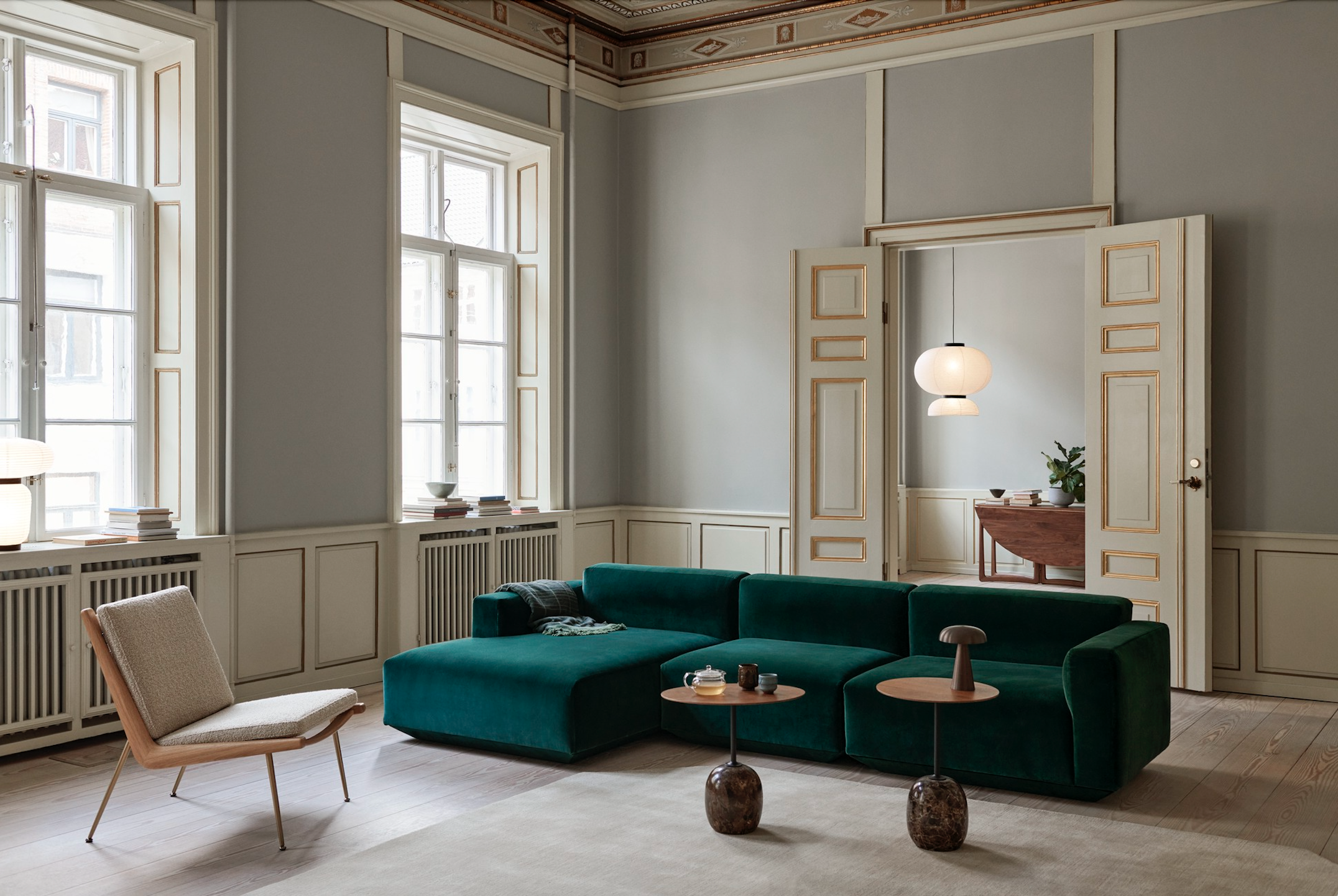 MESAS LATO EN ESPACIO CONTEMPORANEO