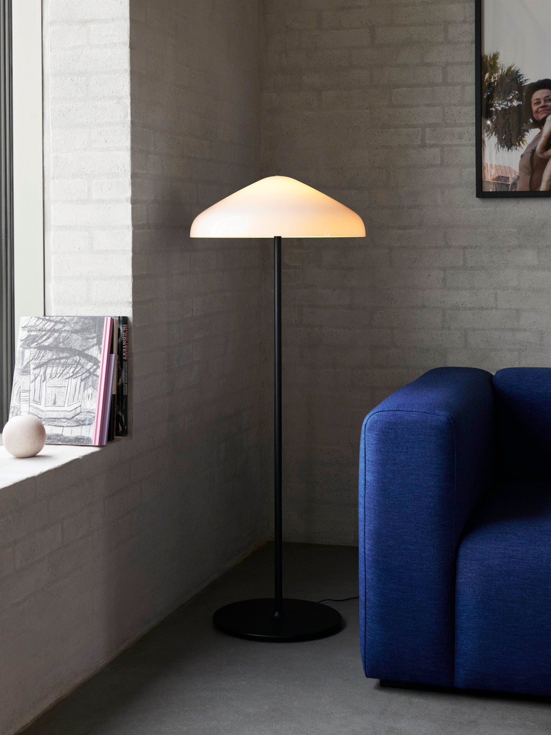 Pao Glass Floor Lamp