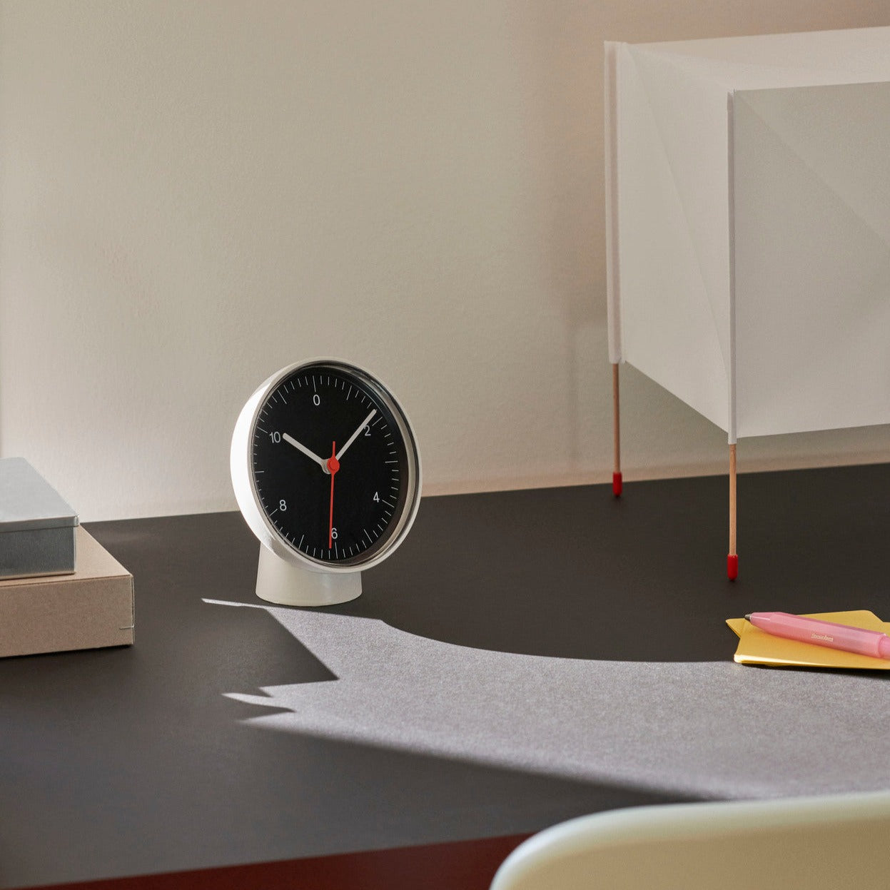 Reloj de Mesa Jasper Morrison - OBJETO - 