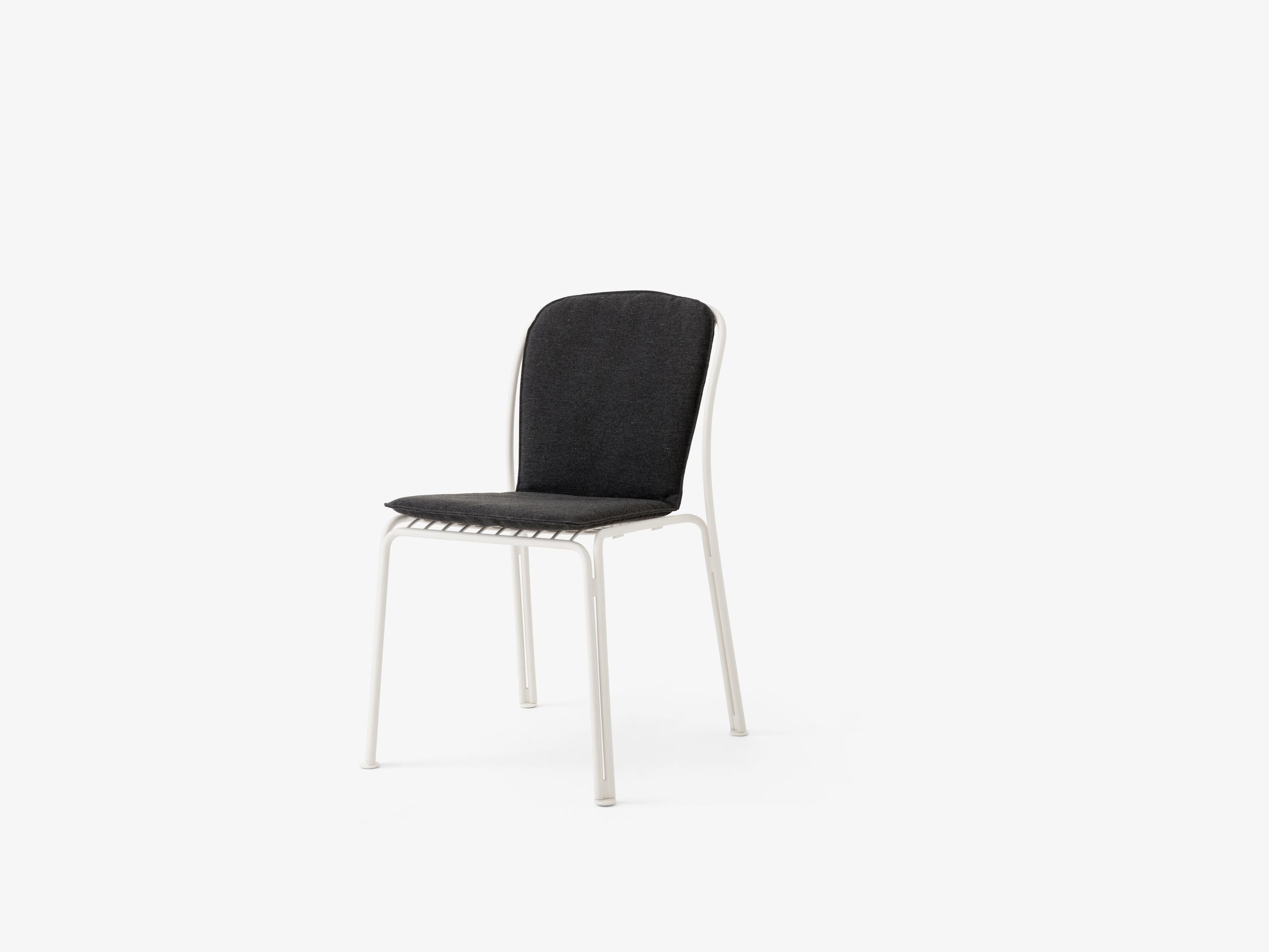 Cushion Thorvald Outdoor Side Chair & Armchair SC94 — Thorvald Chair SC94_Ivory_Thorvald Chair SC94-SC95 Cushion_Heritage Char_Angled front