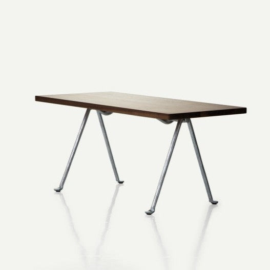 Officina Low Table rectangular larga con estructura de hierro forjado galvanizado en caliente y superficie de nogal americano